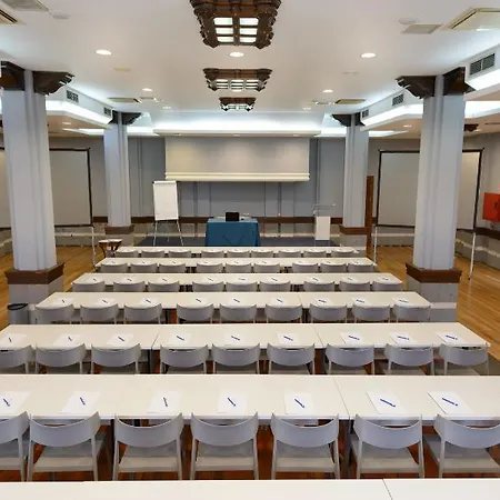 Escuela 4* Santa Brígida