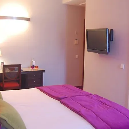 Szálloda Escuela 4*