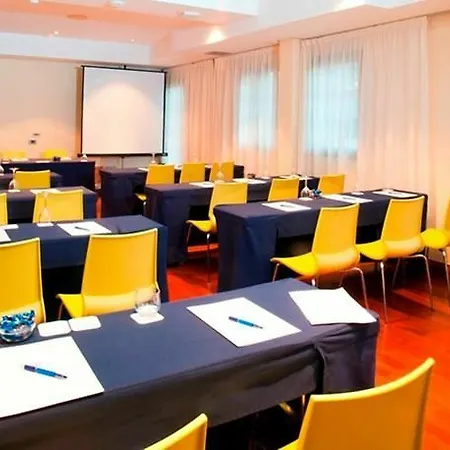 Escuela Szálloda 4*